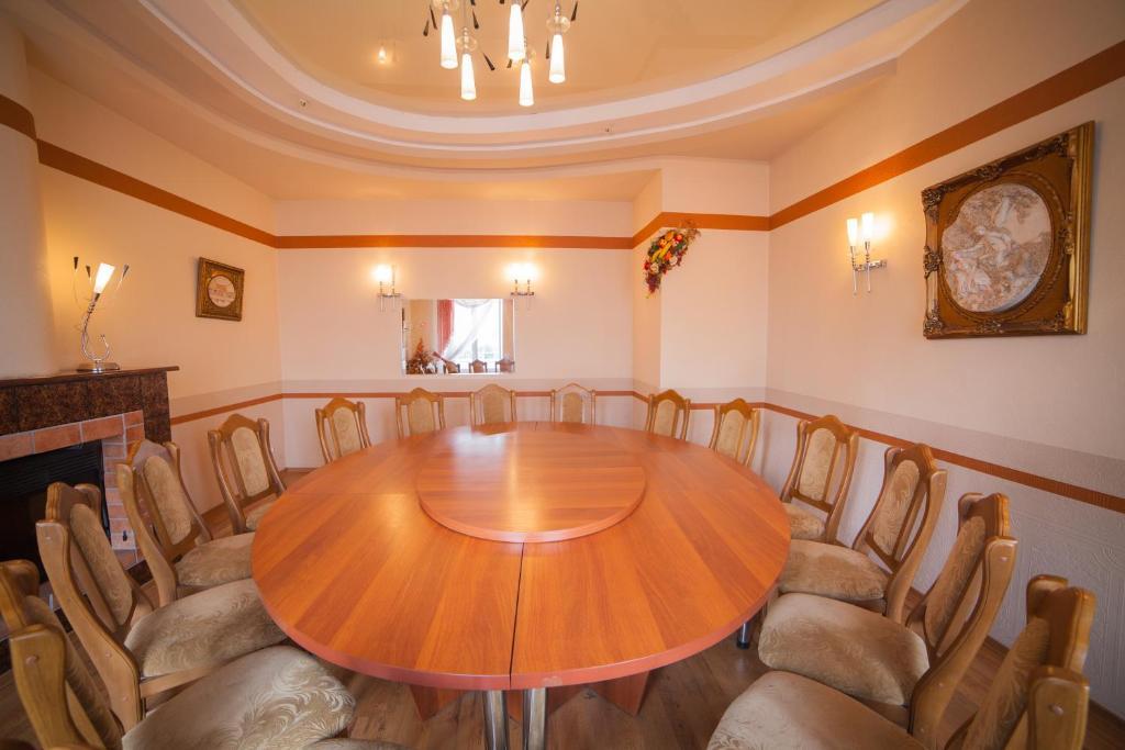 Hotel Vinnytsia Sawoy エクステリア 写真