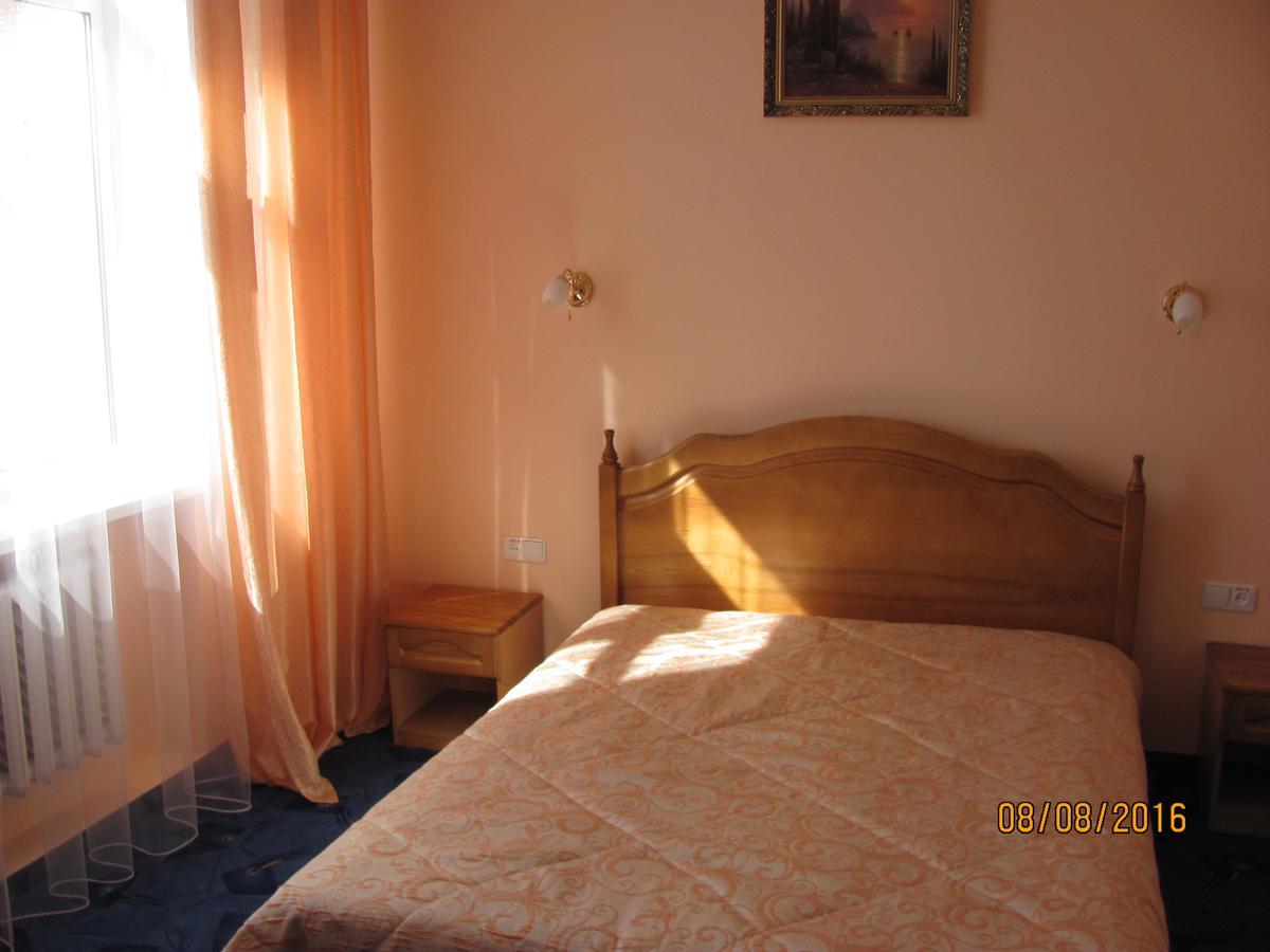 Hotel Vinnytsia Sawoy エクステリア 写真